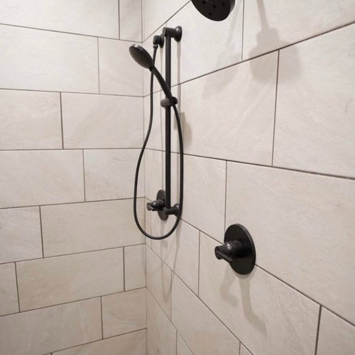Modern shower installation by Pioneer Floor Coverings
