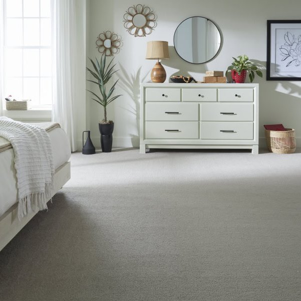 Improve room ambiance with the right carpet color